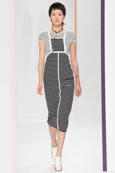 Look 38